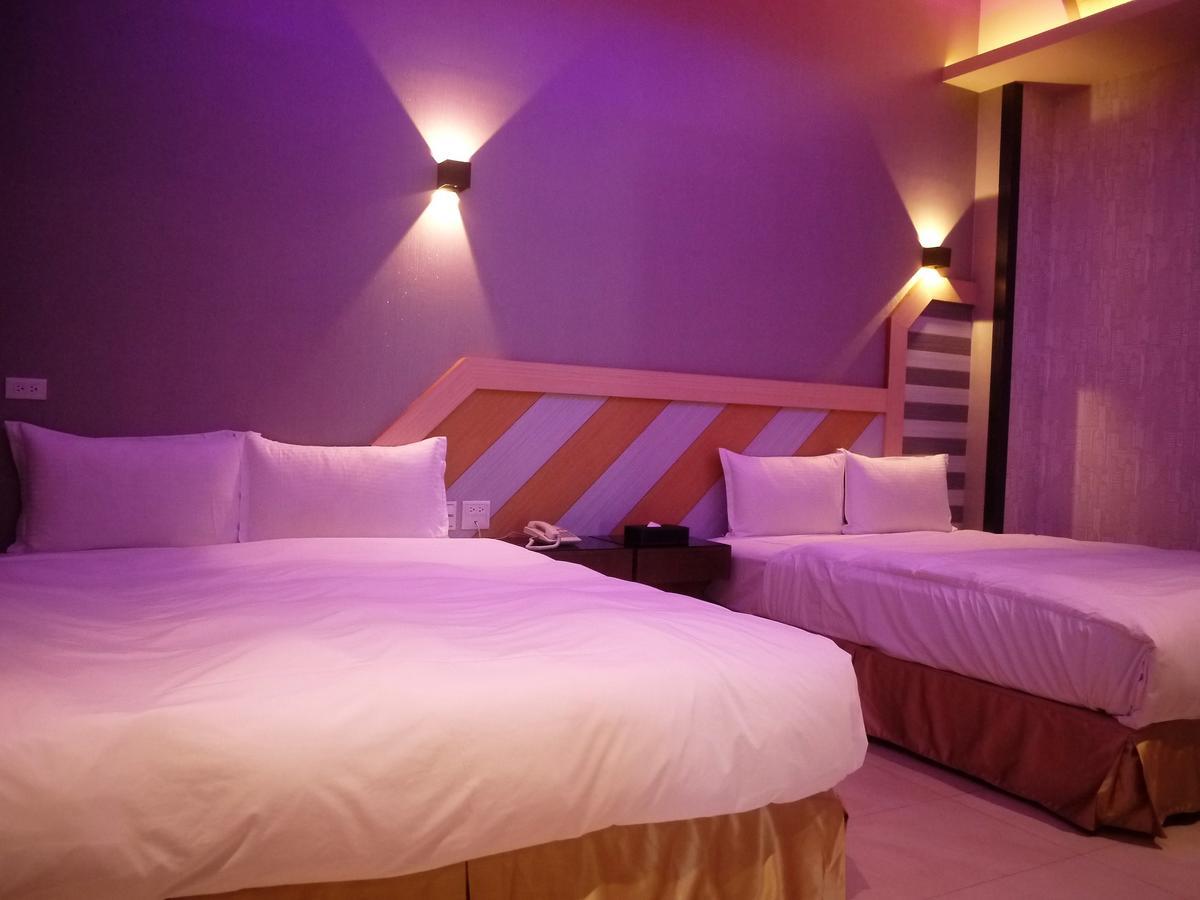 Wei Feng Exquisite Motel Pintung Branch Pingtung Exterior photo