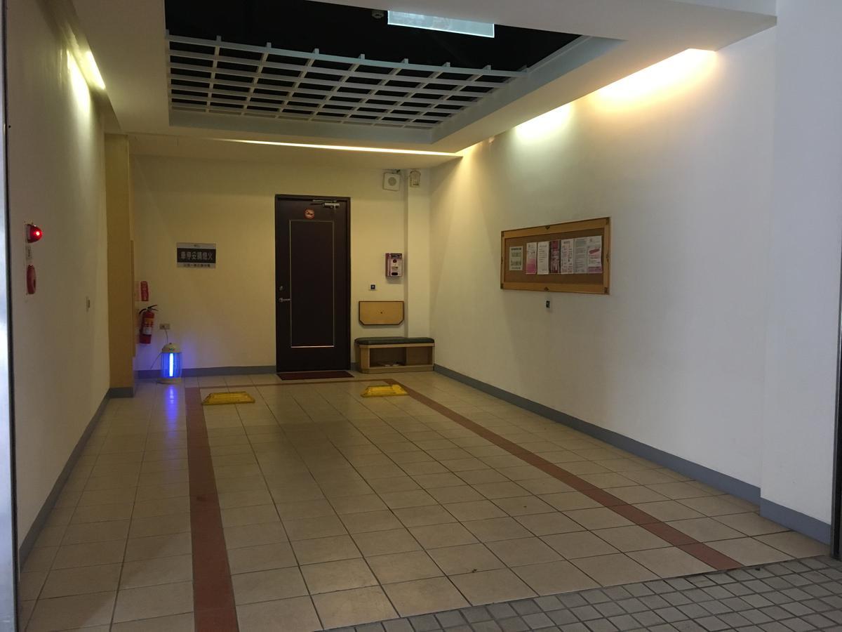 Wei Feng Exquisite Motel Pintung Branch Pingtung Exterior photo
